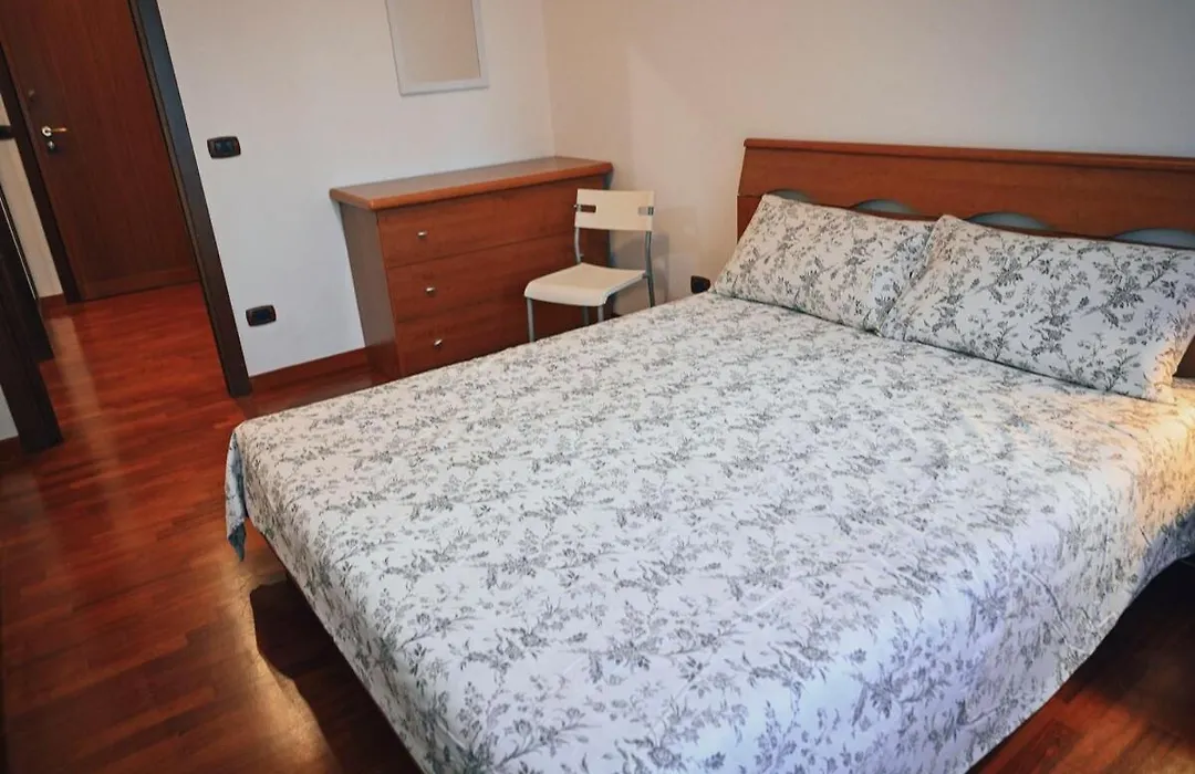 Room In Rome-1