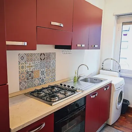 Room In Rome-3