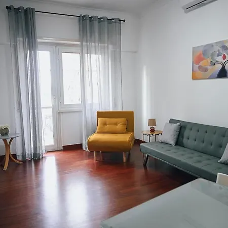 Room In Rome-2
